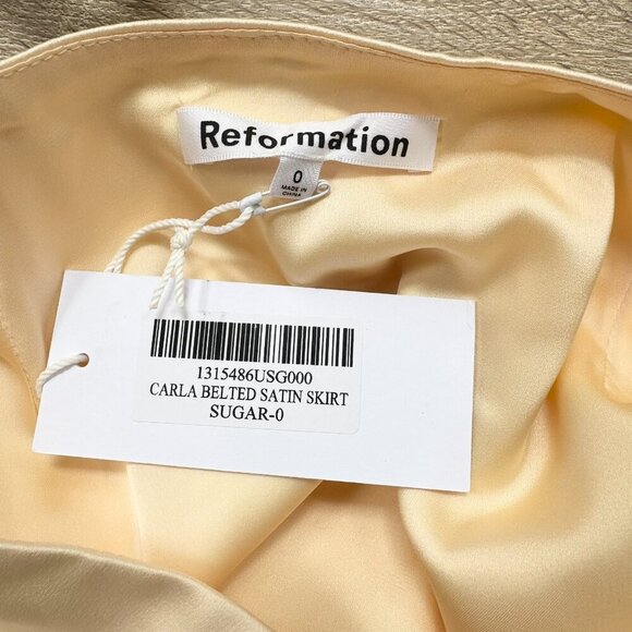 NWT Reformation Carla Low Waist Belted Satin Skirt Mini Short Cream Sugar 0 - Picture 4 of 10
